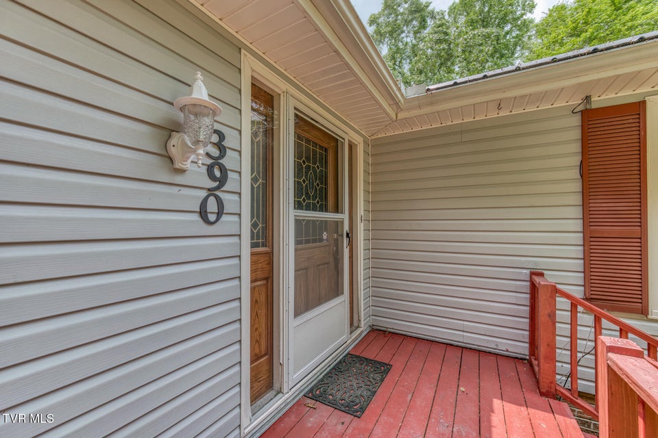 Photo #7: 390 Hillcrest Drive