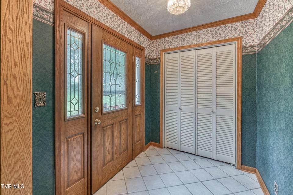 Photo #8: 390 Hillcrest Drive