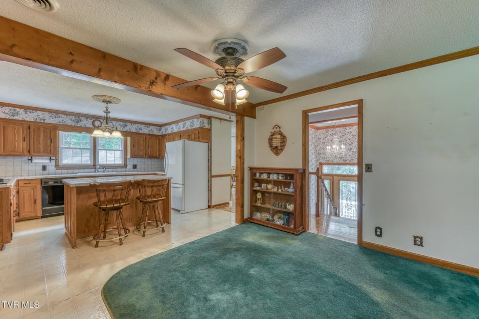 Photo #12: 390 Hillcrest Drive
