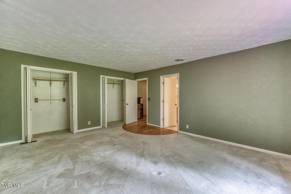 Photo #21: 390 Hillcrest Drive