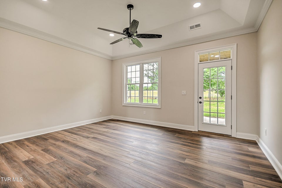 Photo #33: 302 Charlton Court