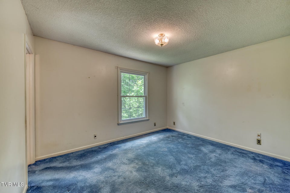 Photo #29: 390 Hillcrest Drive