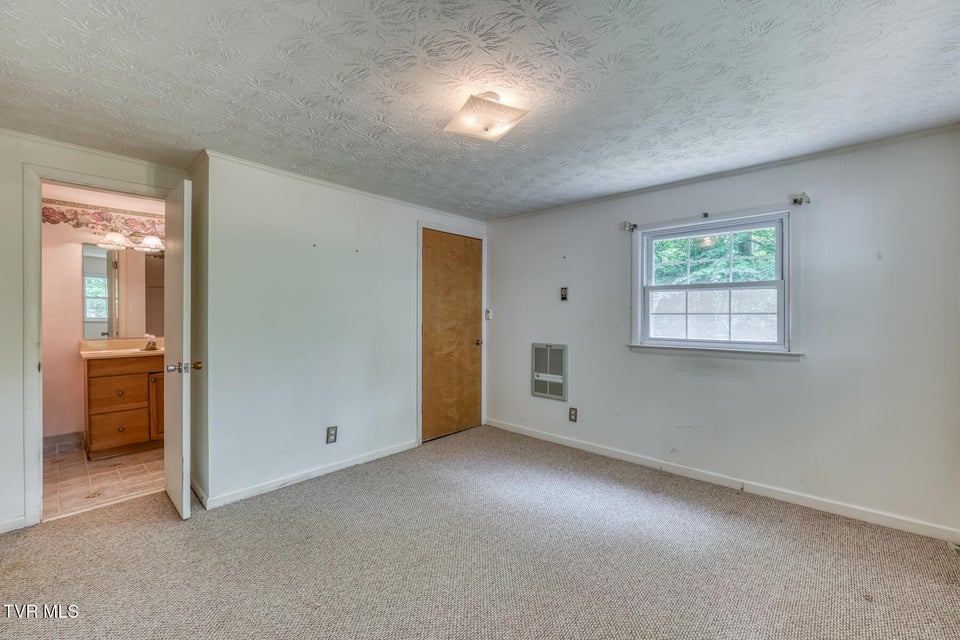 Photo #34: 390 Hillcrest Drive