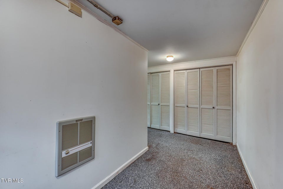 Photo #38: 390 Hillcrest Drive