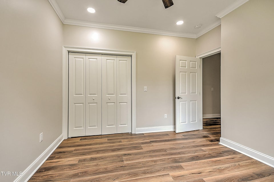 Photo #51: 302 Charlton Court
