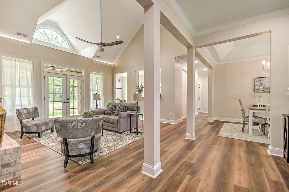 Photo #13: 302 Charlton Court