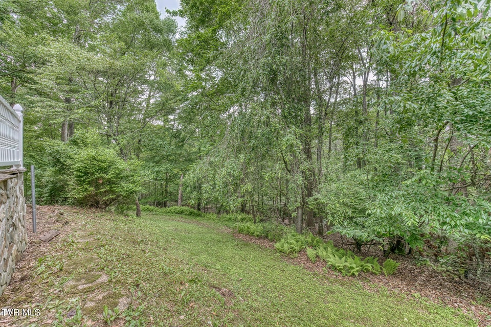 Photo #46: 390 Hillcrest Drive