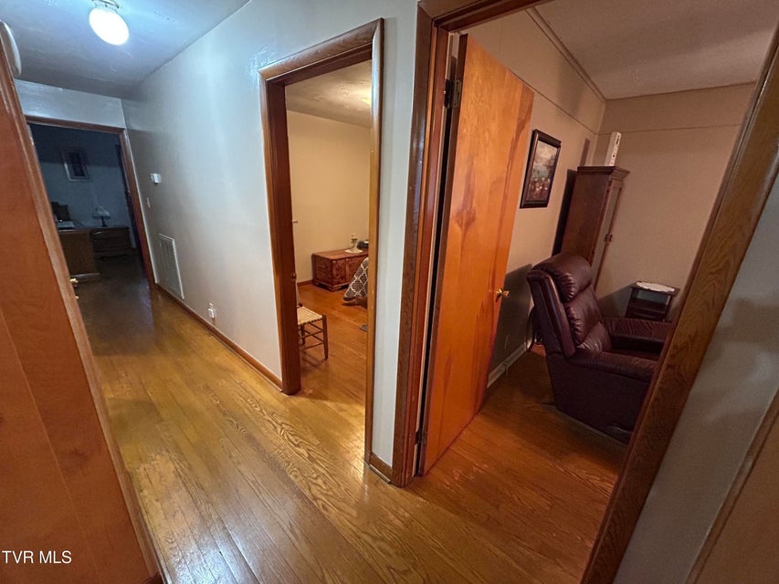 Photo #15: 333 Broyles Avenue