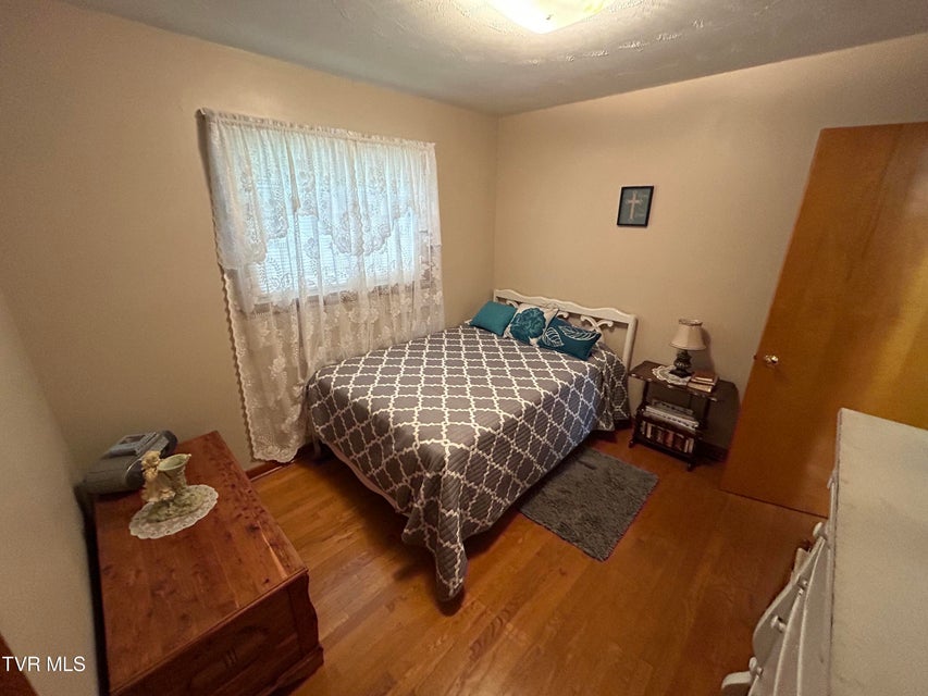 Photo #20: 333 Broyles Avenue