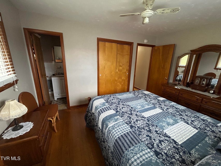 Photo #23: 333 Broyles Avenue