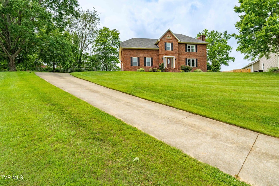 Photo #53: 398 Grandview Court