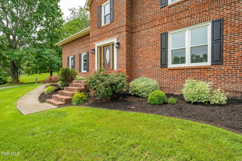 Photo #44: 398 Grandview Court