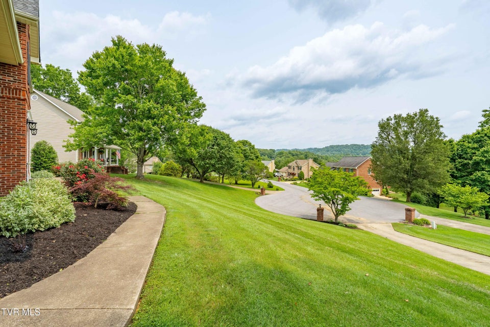 Photo #50: 398 Grandview Court