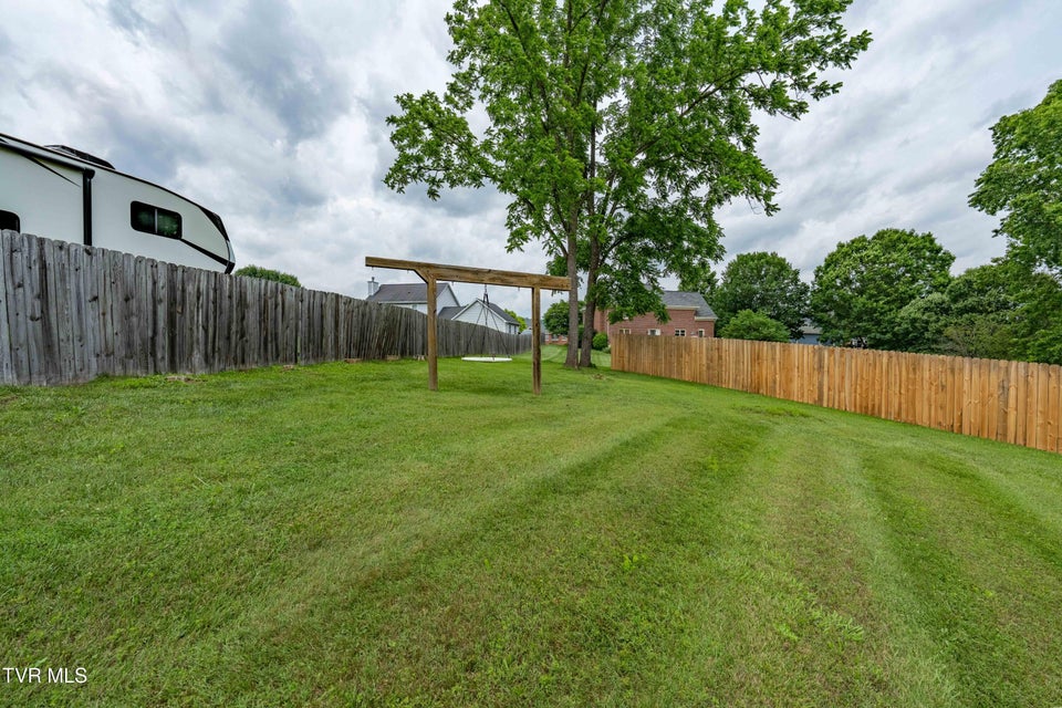 Photo #48: 398 Grandview Court