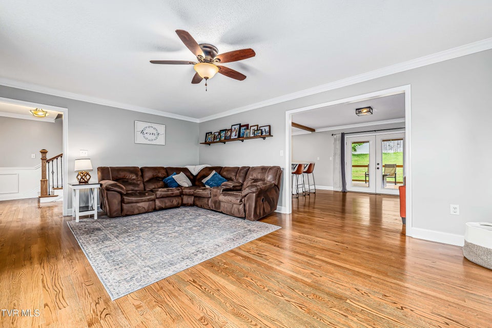 Photo #13: 398 Grandview Court