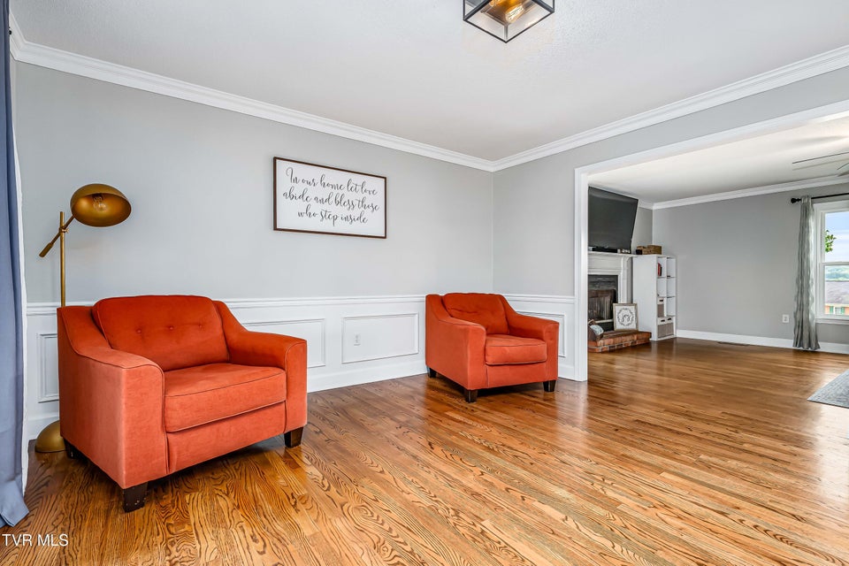 Photo #11: 398 Grandview Court