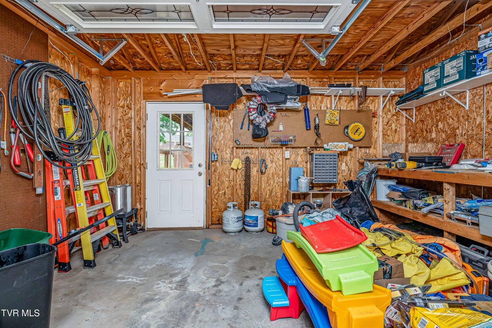 Photo #38: 398 Grandview Court