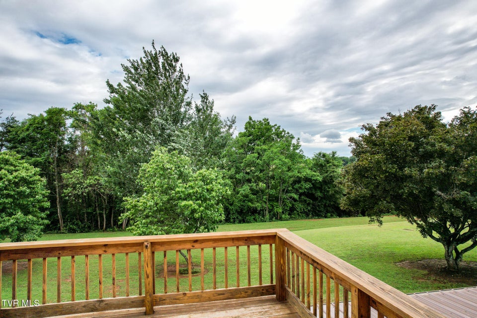 Photo #13: 460 W Hills Dr