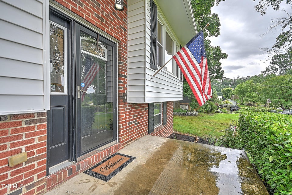 Photo #4: 118 Greenmeadow Lane