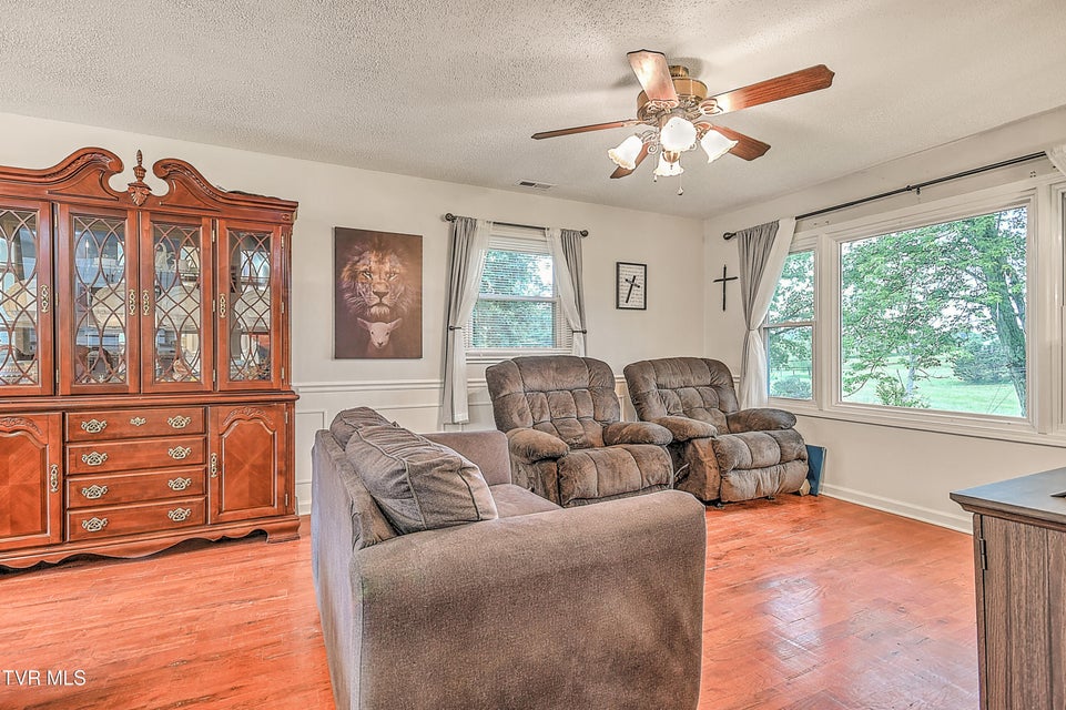 Photo #5: 118 Greenmeadow Lane