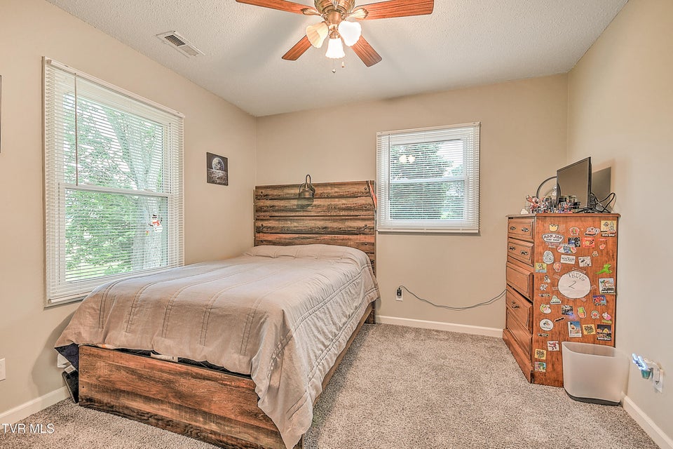 Photo #22: 118 Greenmeadow Lane