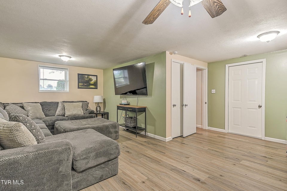Photo #30: 118 Greenmeadow Lane