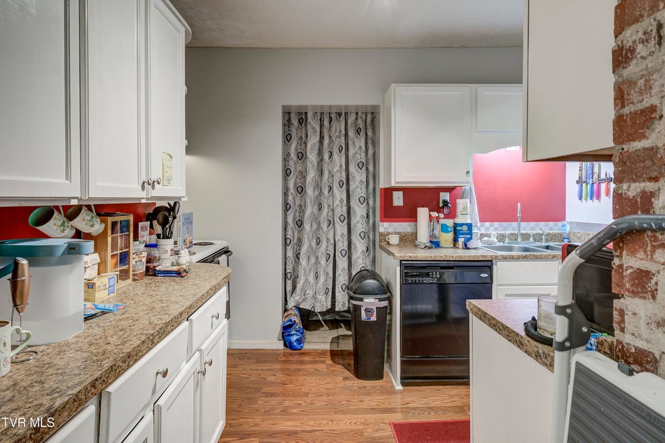 Photo #14: 2517 Fort Henry Drive