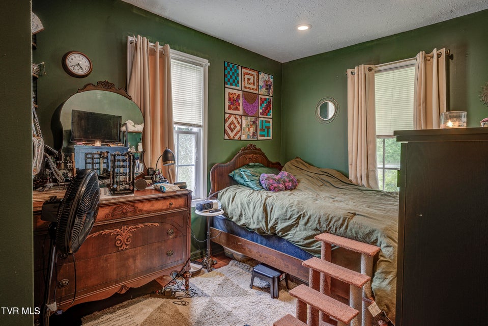 Photo #18: 2517 Fort Henry Drive