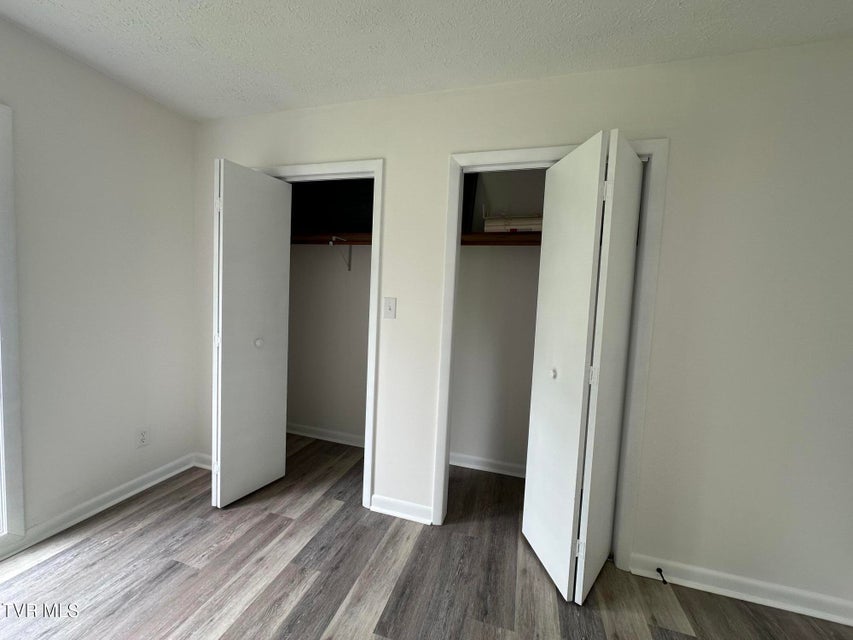 Photo #52: 516 Fleetwood Court