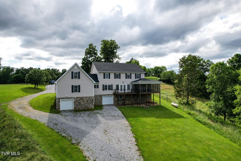 Photo #53: 935 Dixie Road