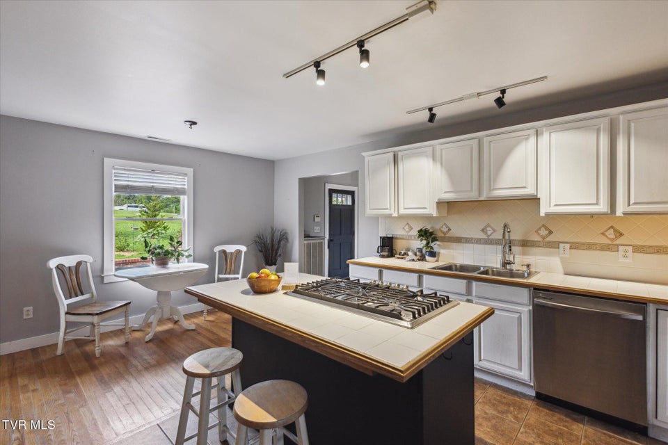 Photo #18: 108 Durham Road