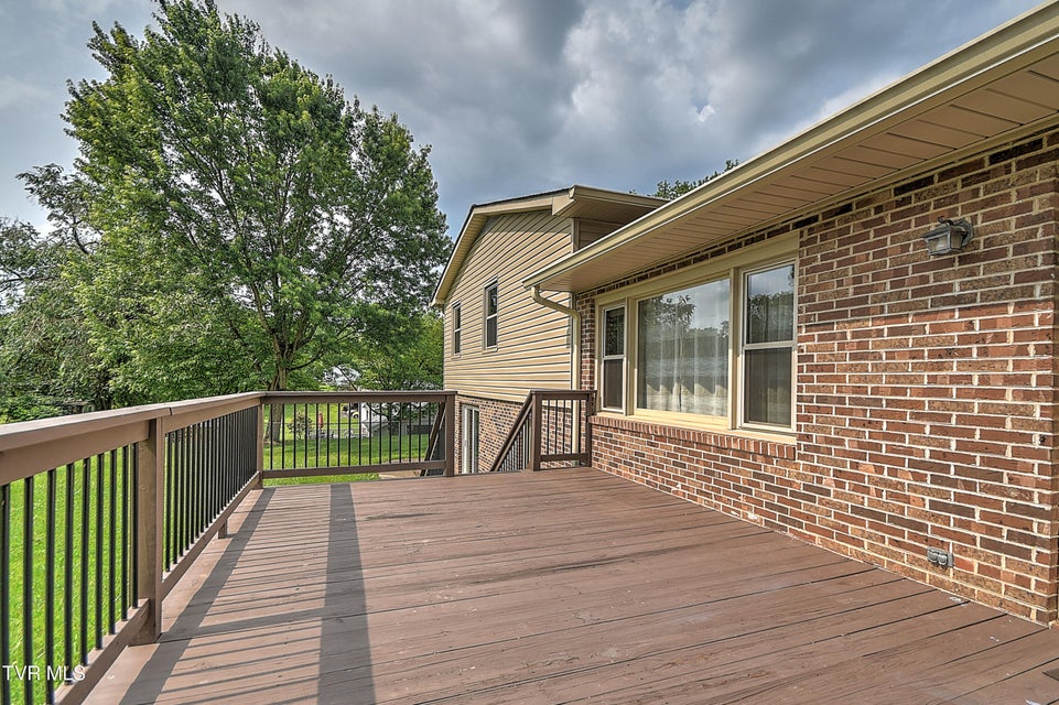 Photo #50: 1712 Lakeview Dr