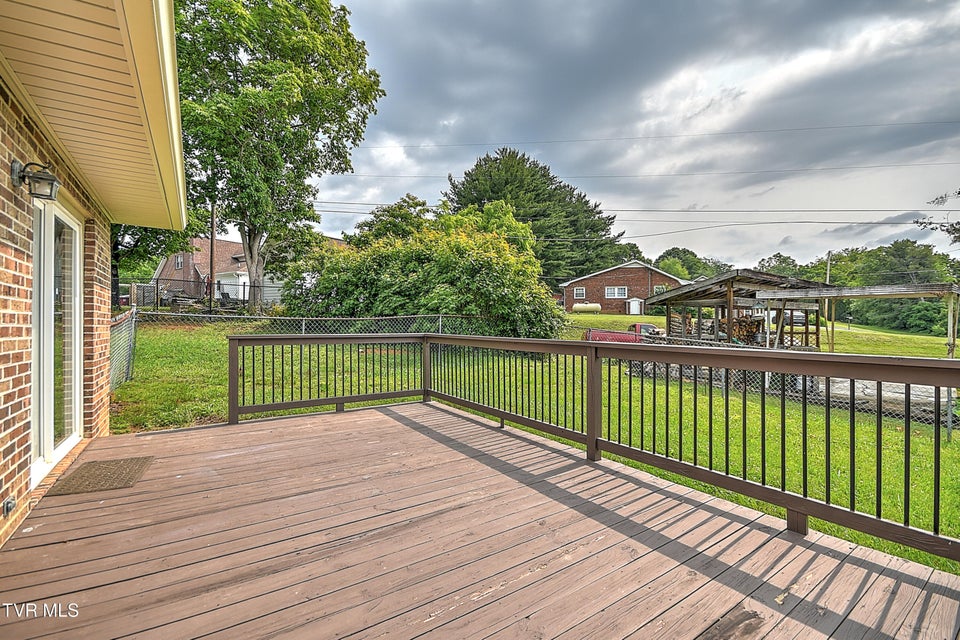 Photo #51: 1712 Lakeview Dr