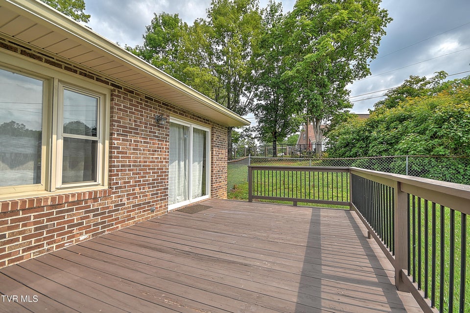 Photo #52: 1712 Lakeview Dr