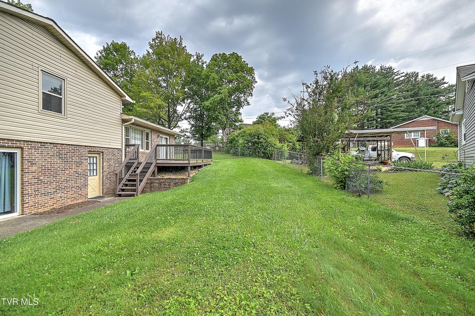 Photo #45: 1712 Lakeview Dr