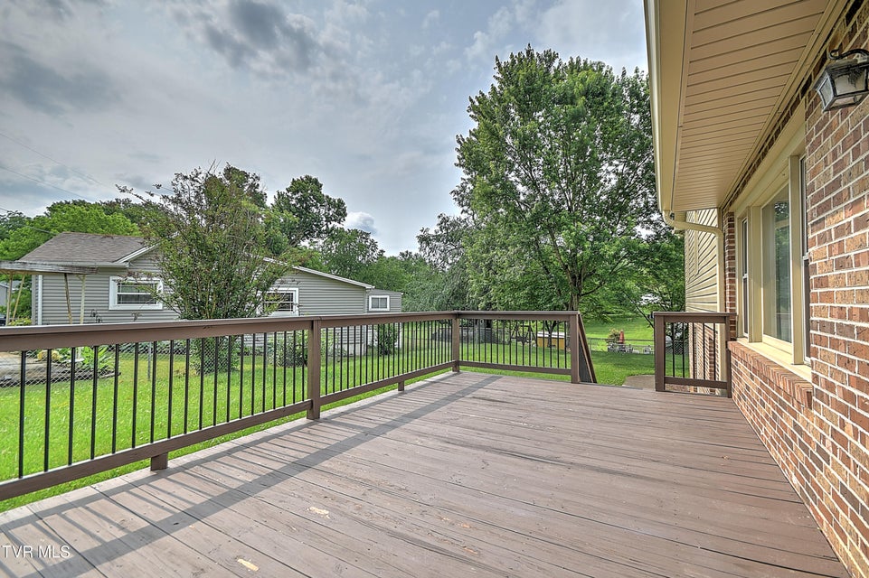 Photo #49: 1712 Lakeview Dr