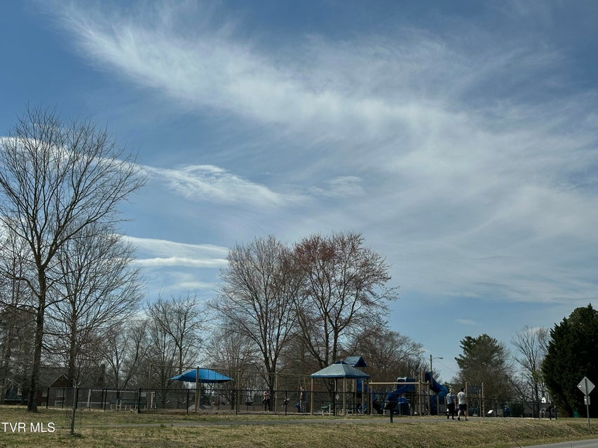 Photo #82: 516 Fleetwood Court