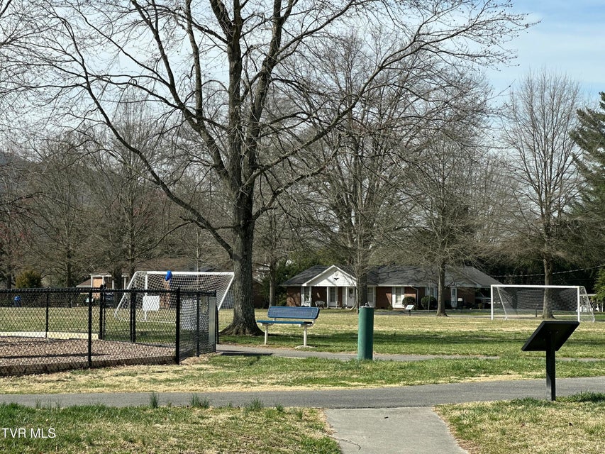 Photo #78: 516 Fleetwood Court