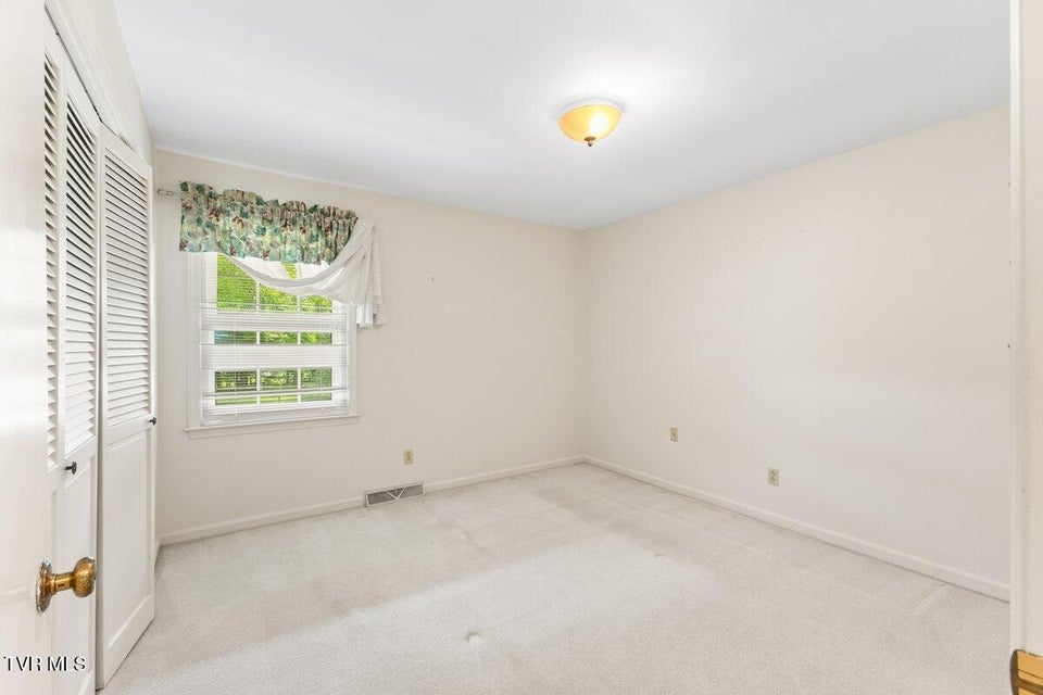 Photo #15: 2 Mistletoe Court