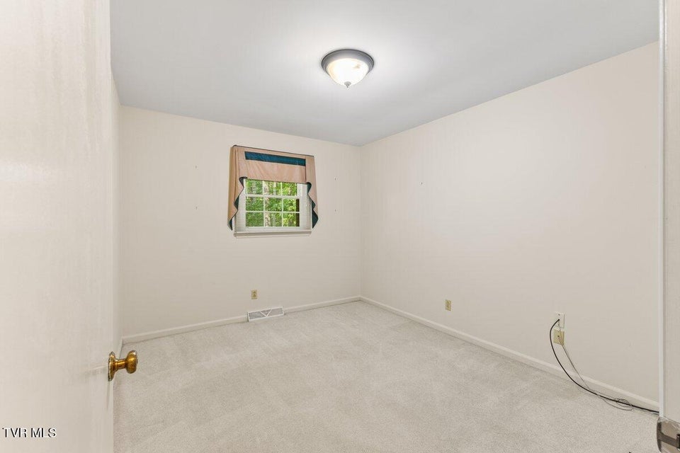 Photo #16: 2 Mistletoe Court