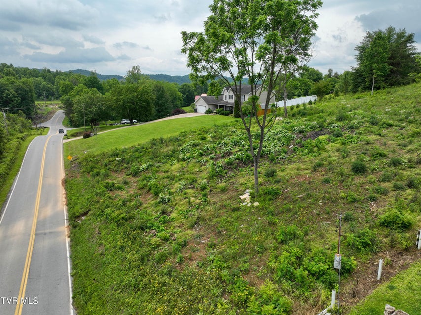 Photo #4: 395 County Home Road