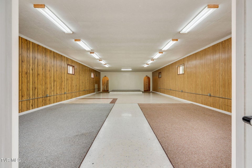 Photo #5: 6051 Natural Tunnel Parkway