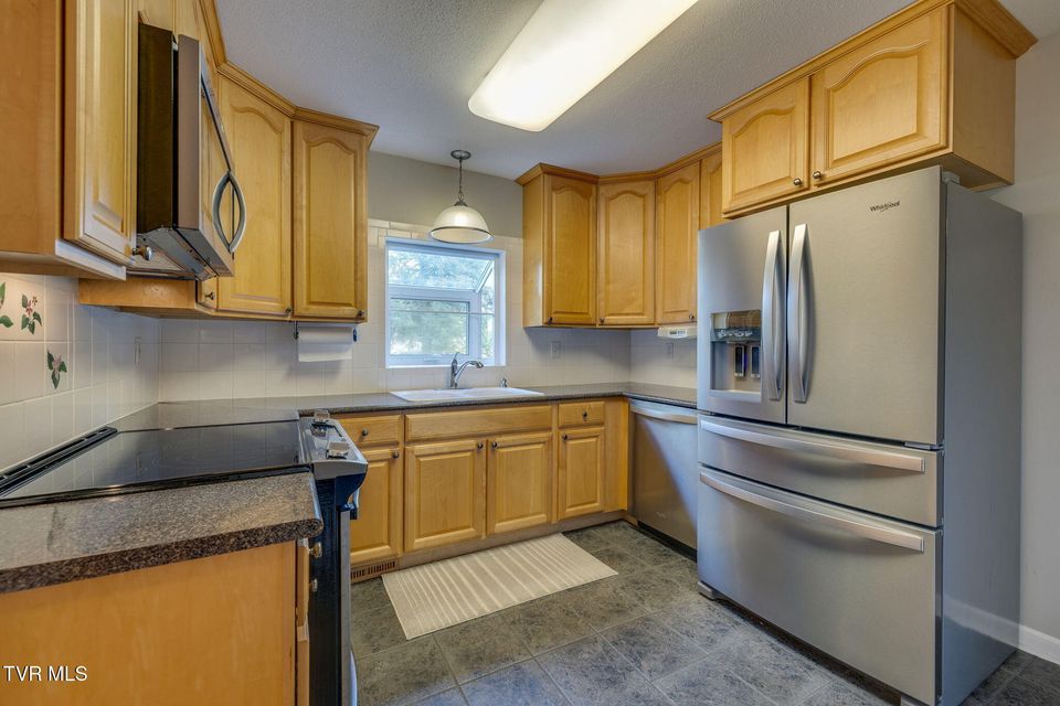 Photo #14: 1802 Fairway Drive