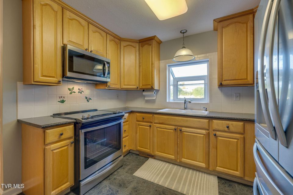 Photo #15: 1802 Fairway Drive
