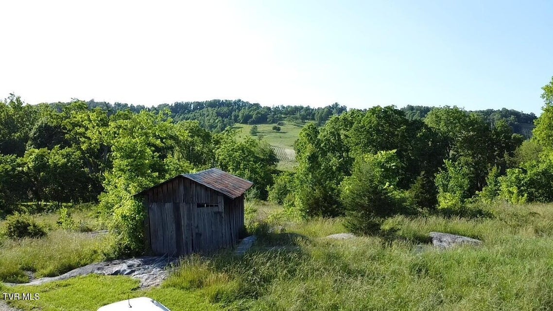 Photo #32: 3198 Big Moccasin Road