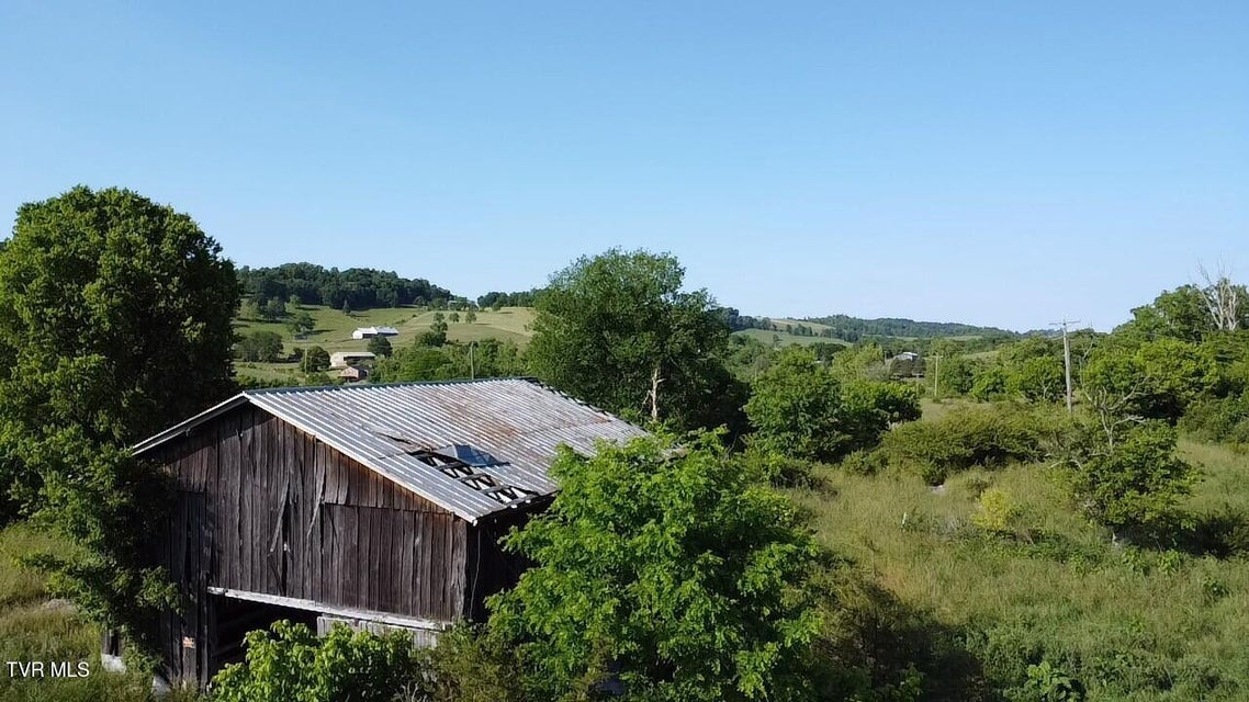 Photo #35: 3198 Big Moccasin Road