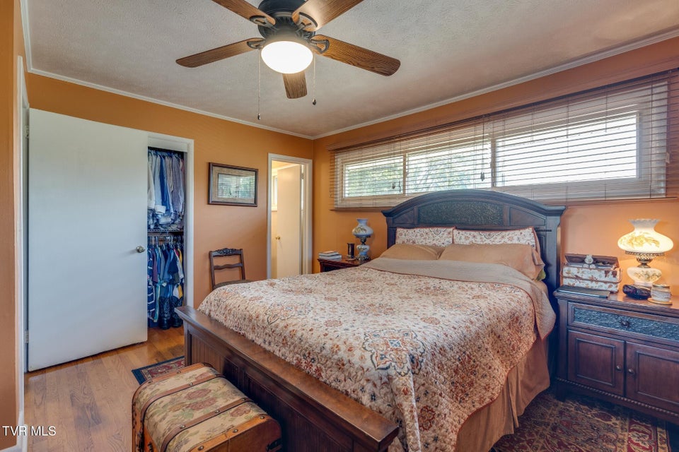 Photo #12: 228 Lakeview Circle