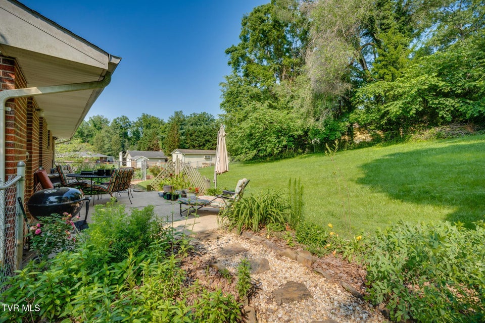 Photo #26: 228 Lakeview Circle