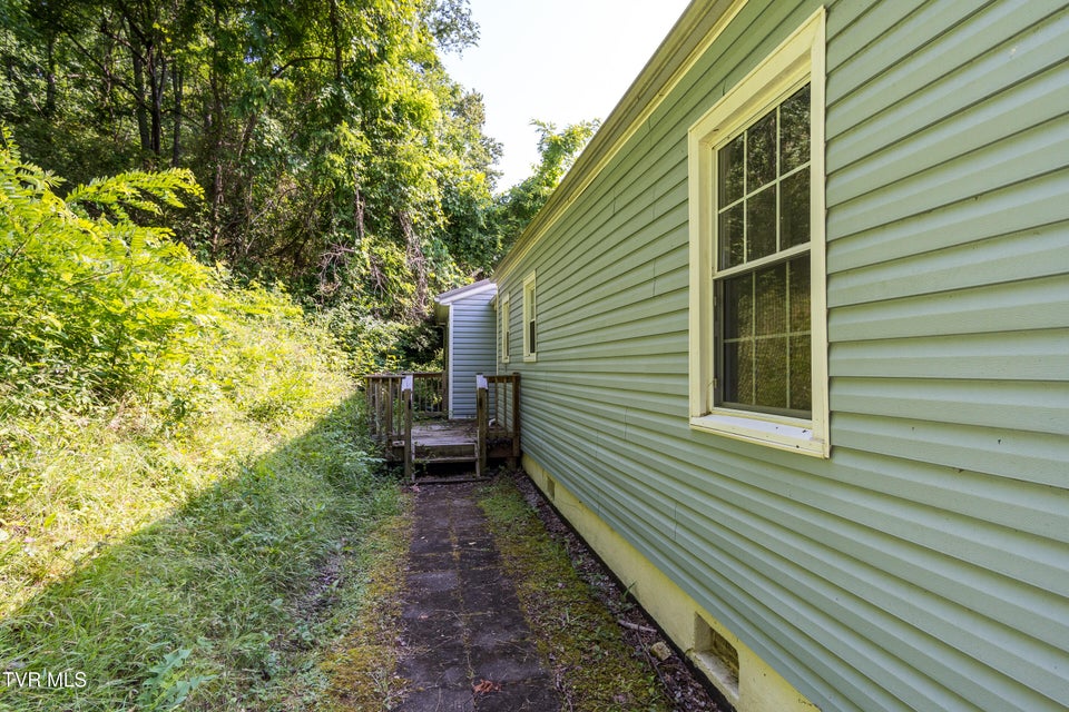 Photo #30: 147 Taylor Avenue