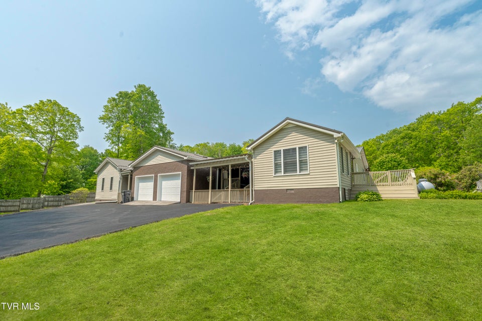 Photo #2: 9266 Forest Rd Road